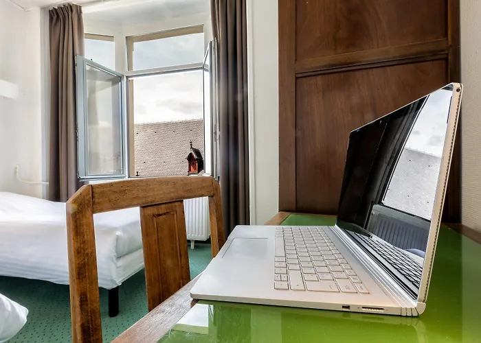 Hotel Saint Maurice 2*