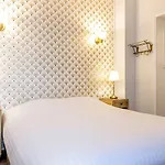 Saint Maurice Hotel 2*