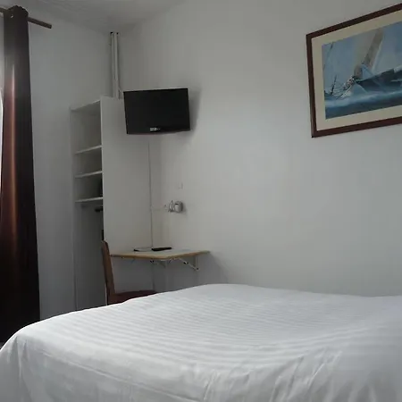 Hotel Saint Maurice 2*