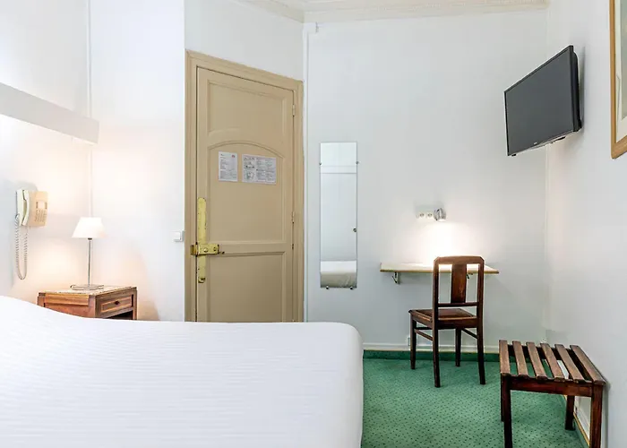 Hotel Saint Maurice 2*