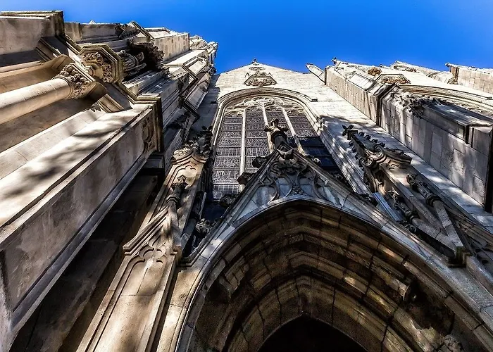 Saint Maurice מלון