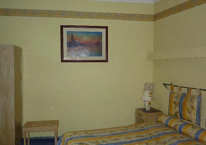 Saint Maurice Hotel Lille